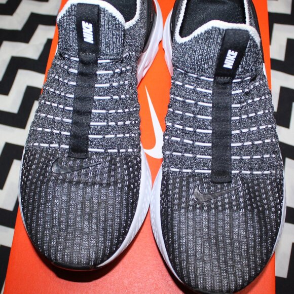 Nike React Phantom Run Flyknit 2 --- Men's Size 7 (Women's 8.5) - Picture 14 of 15